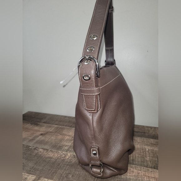 Coach leather duffel F15064 Shoulder Bag - Picture 4 of 12